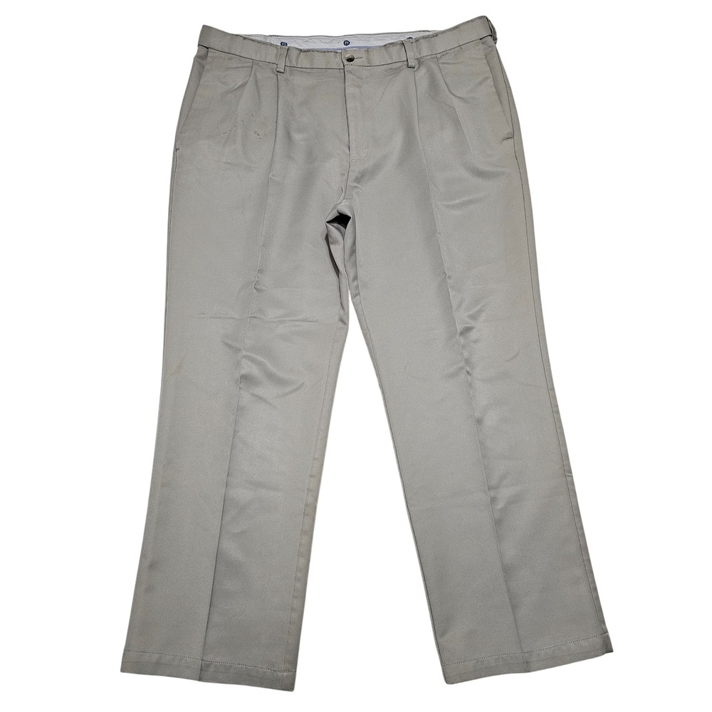 HAGGAR Mens Pleated Khaki Pants Size 40x30 Polyester Casual Work Office